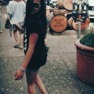 Meet your Posher, Vanessa